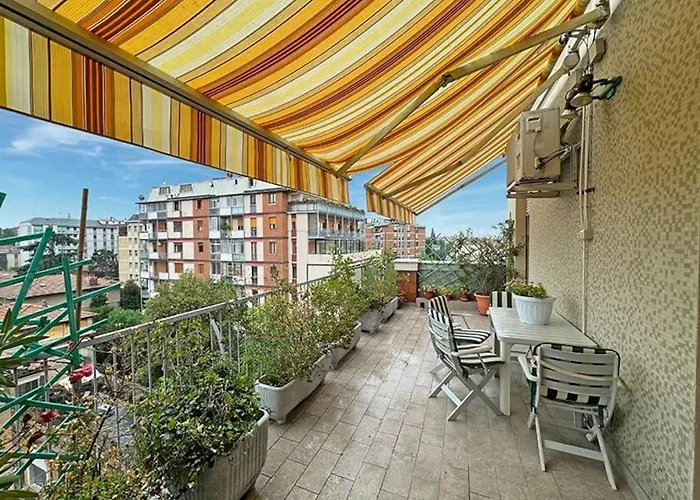 Casa Di Dany & Rosa アパート モデナ